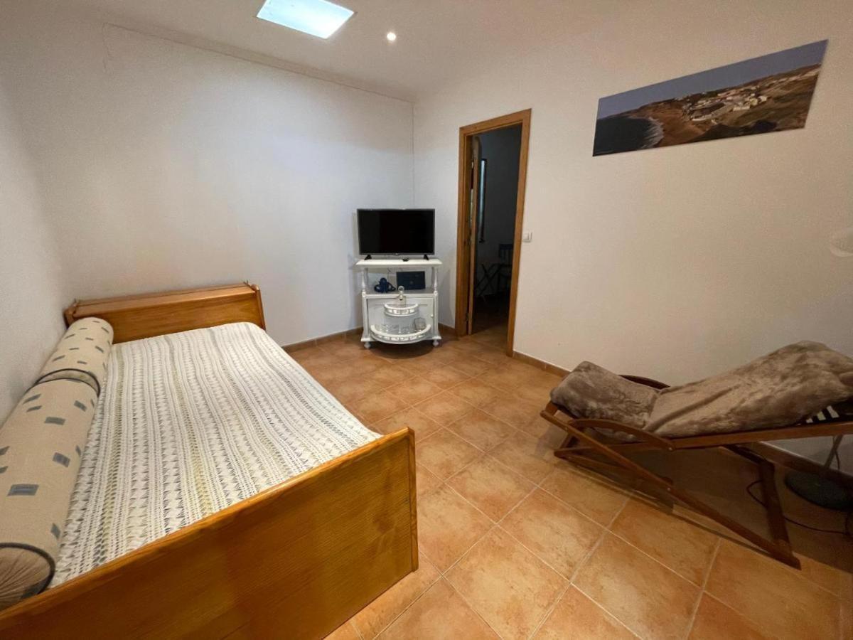 Casa Do Vicente, Localizada A 1.7Km Da Praia. Ribamar  Eksteriør billede