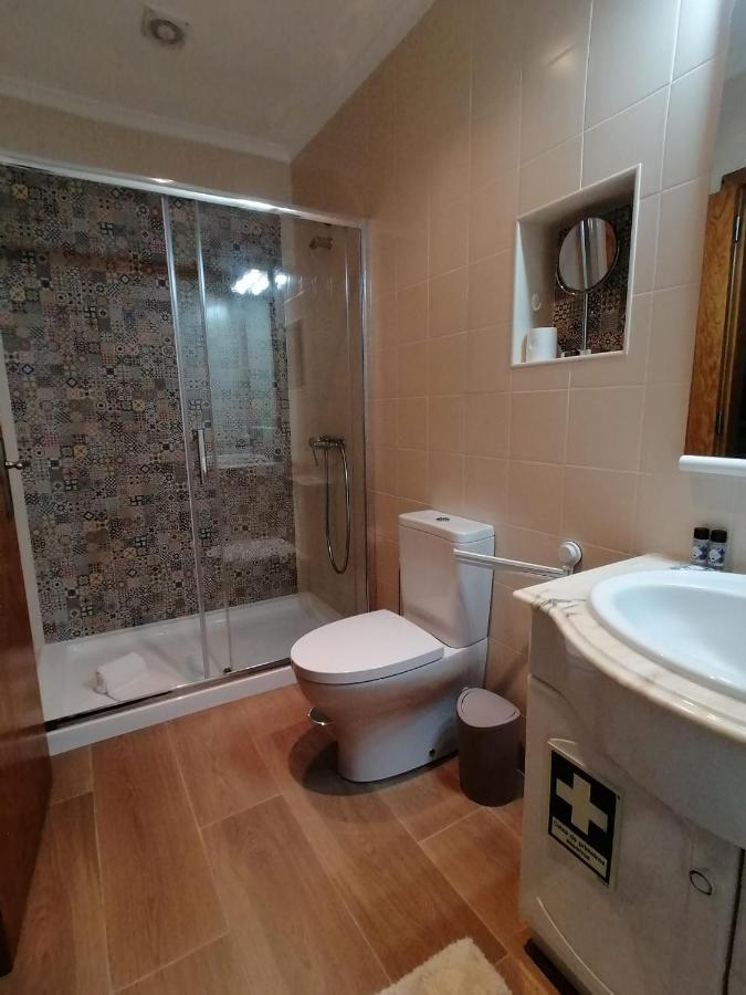 Casa Do Vicente, Localizada A 1.7Km Da Praia. Ribamar  Eksteriør billede